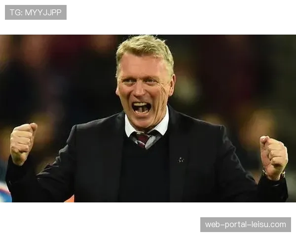 欧联杯赛前：西汉姆联全队抵达柏林，莫耶斯出席新闻发布会